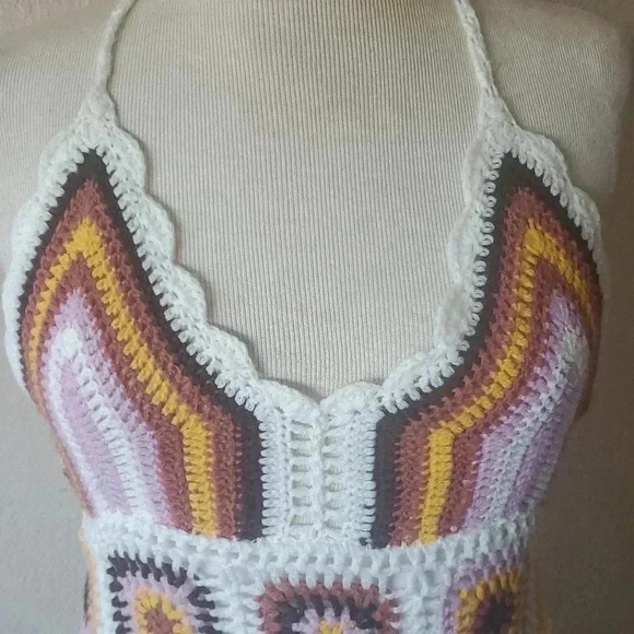 Crochet mini dress - Picture 2 of 10
